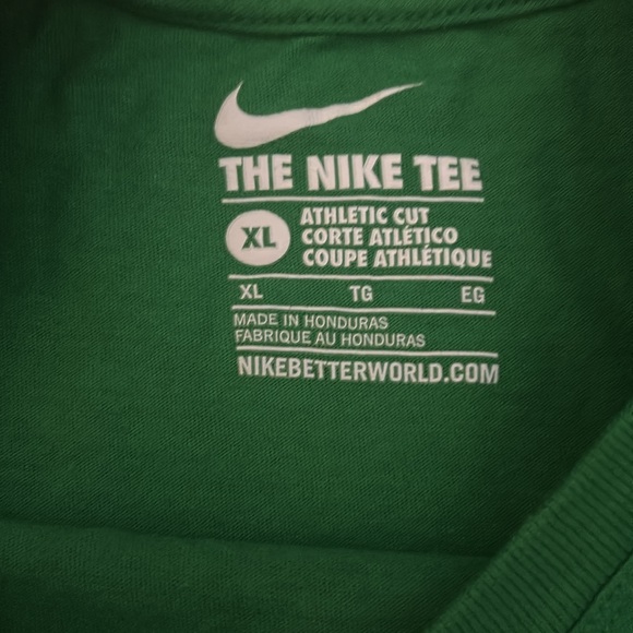 Nike Top - Picture 2 of 2
